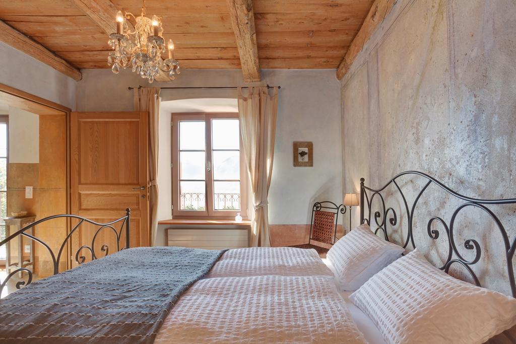 Case Di Sotto, House & Breakfast Muralto Chambre photo